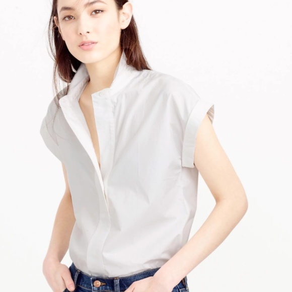 J. Crew Tops - J.Crew Popover Short Sleeve Shirttail White Shirt